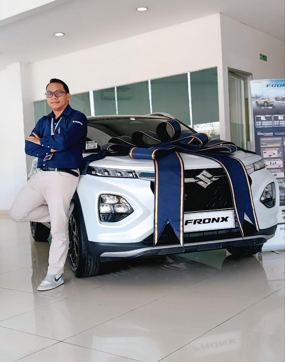 Widi- Sales Resmi Suzuki